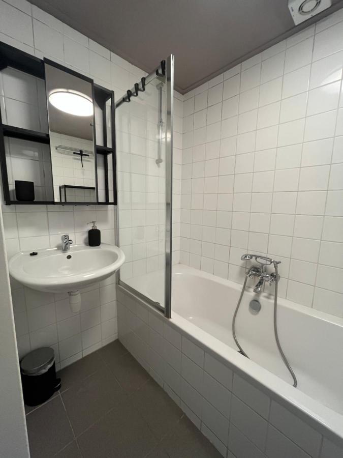 Landzicht Vakantiehuis Aan De Fluessen Elahuizen Dış mekan fotoğraf